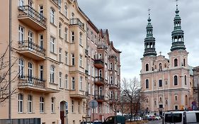 Długa 18 Apartament Premium z wanną i sauną